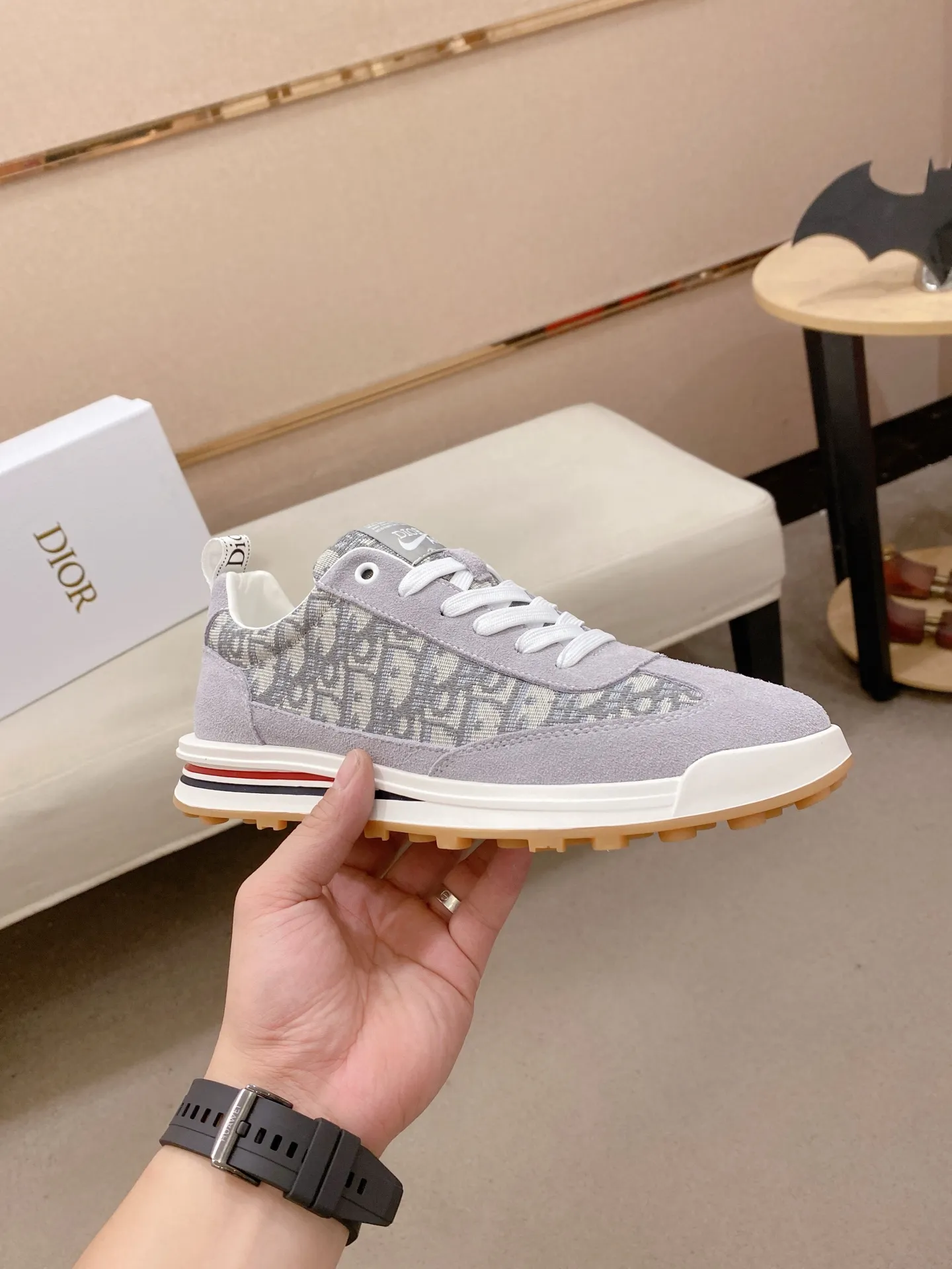 Factory price: 420💰[Dior·Dior] New casual sports style men's shoes, new spring and summer design, perfect workmanship, lace-up lazy style to create wardrobe quality, upper: imported cowhide, sheepskin lining is soft and comfortable, ultra-light TPU wear-resistant outsole, simple, versatile fashion men's shoes, excellent color code number 38--44. (Can be customized for 45 non-refundable)